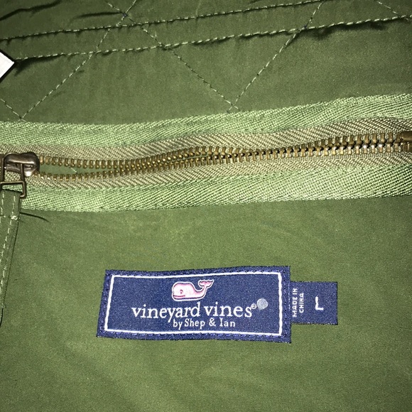 NWOT! Vineyard Vines Men’s all weather jacket. PRICE DROPPED - Picture 8 of 9